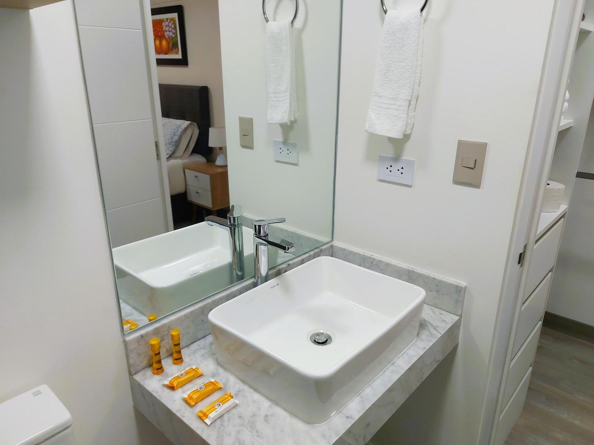 Peaceful 2Br Apartment W Balconies N Parking Ліма Екстер'єр фото
